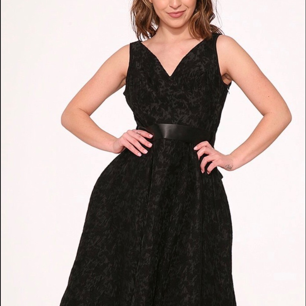 DRESS 👗 NWOT